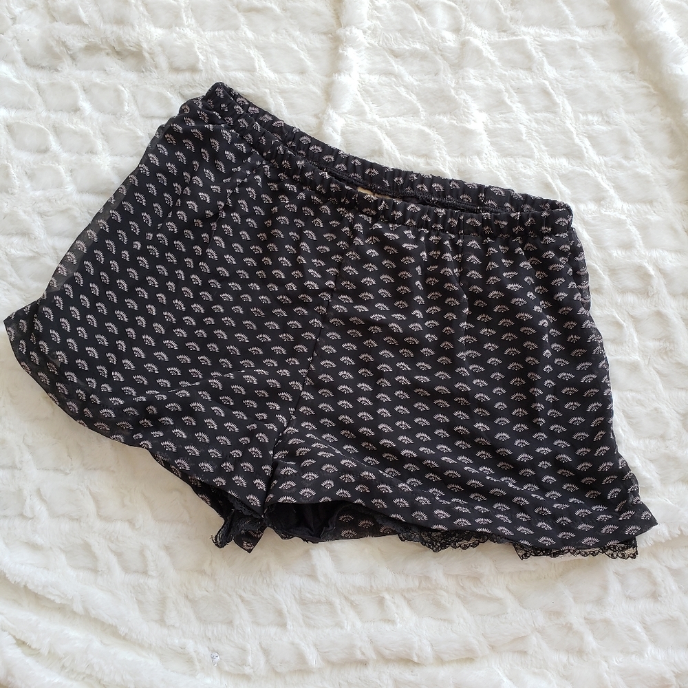 Lucy Love Shorts